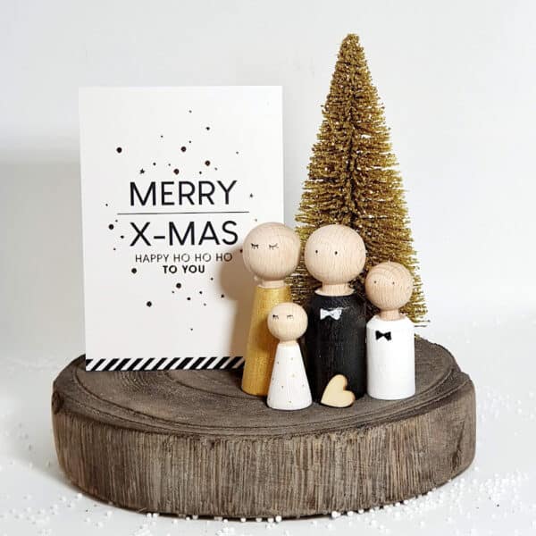 Boomschijf met gouden kerstboom en witte kerstkaart