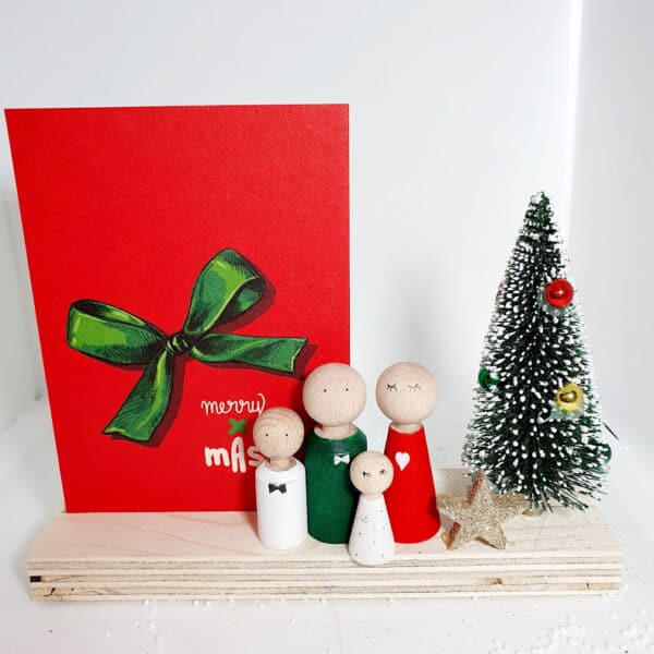 Houten plateau 5x20  met rode kerstkaart MERRY Xmas en kerstboom