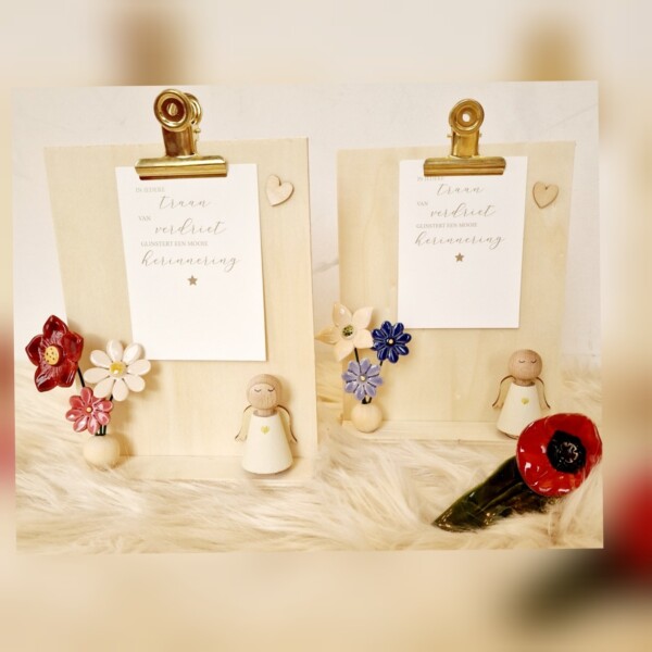 Kader met 3 keramieken bloemen en engeltje - rose - Afbeelding 2